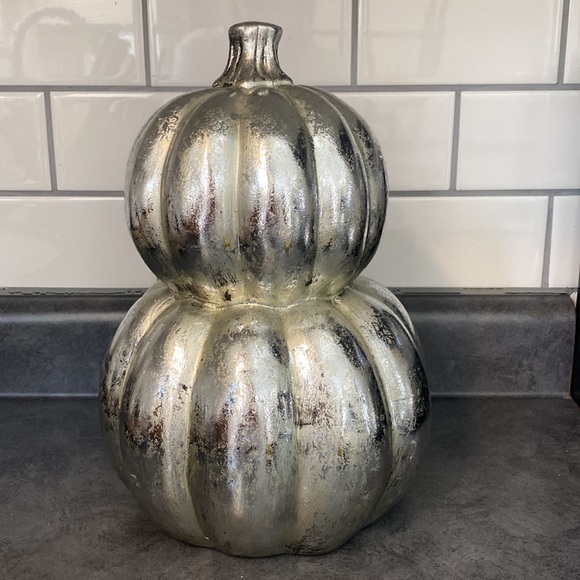 Ceramic Halloween Light UP Pumpkin Stack - Picture 2 of 7